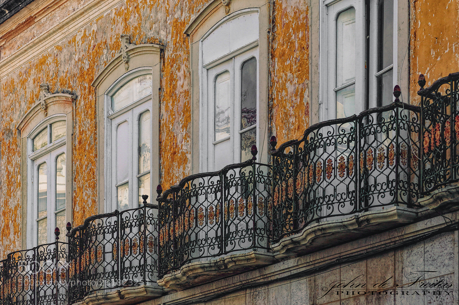 Canon EOS 5D Mark II sample photo. Rusty balconies photography