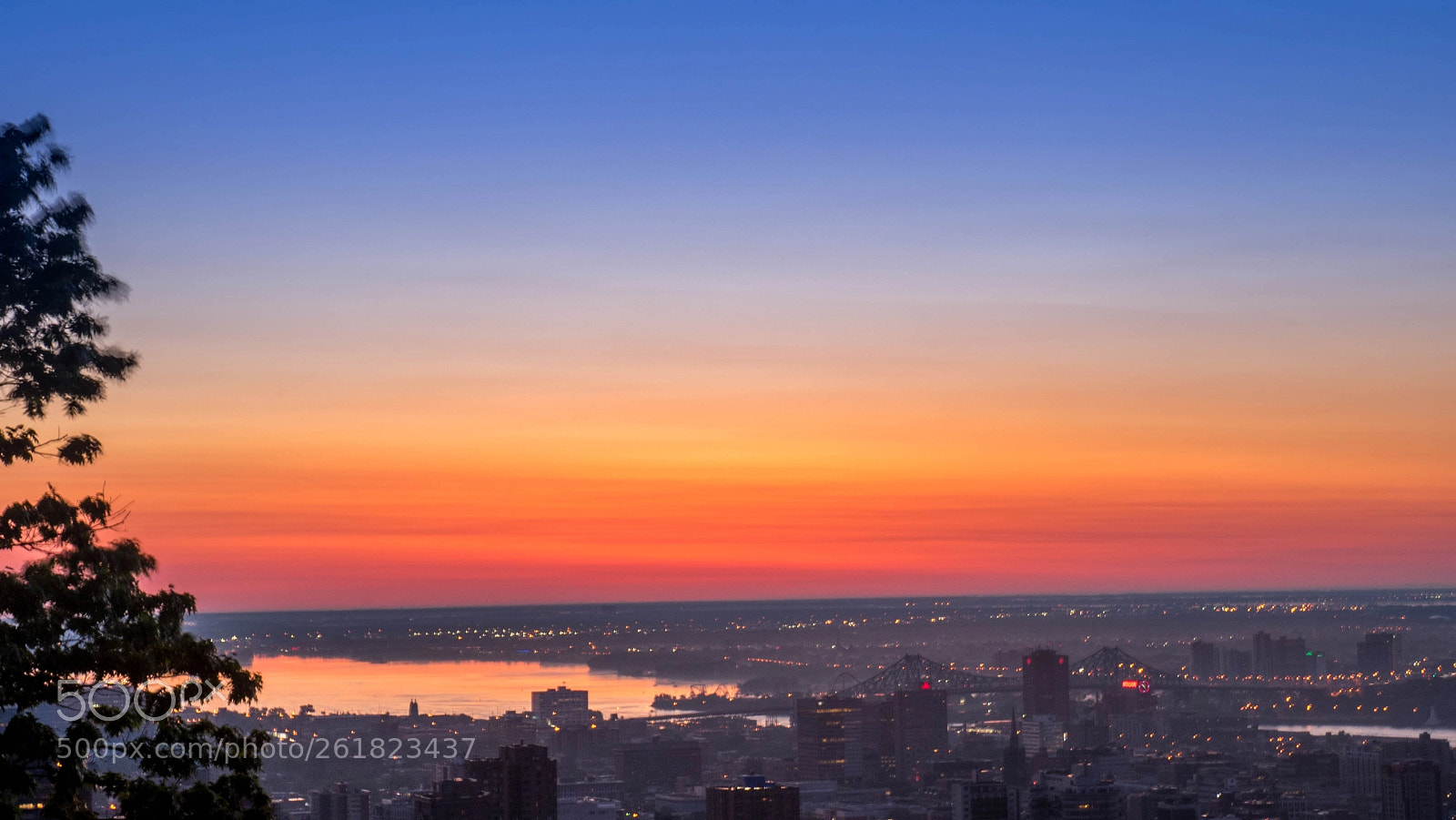 Sony a7 sample photo. Mont-royal sunrise photography