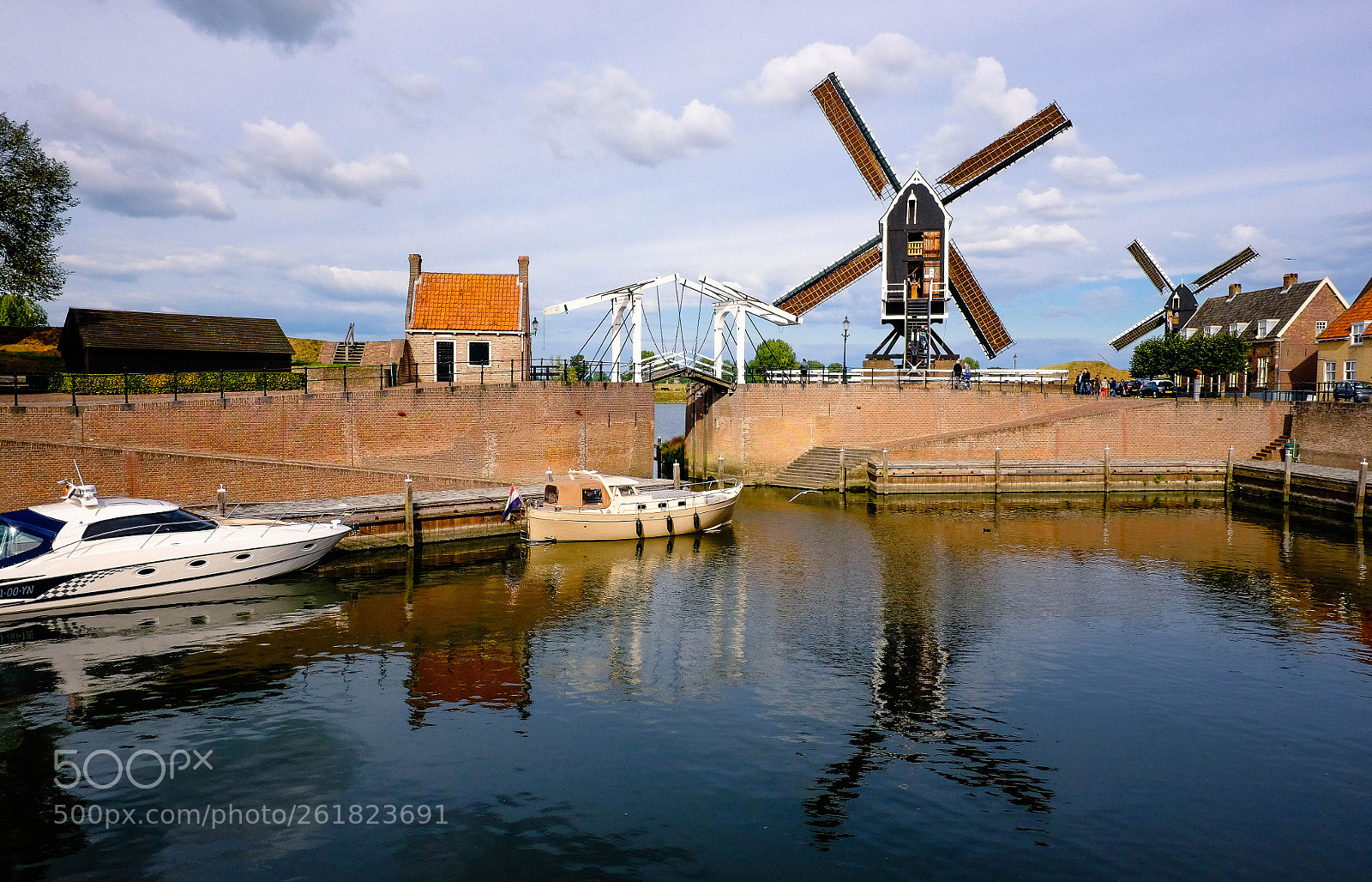 Fujifilm X100T sample photo. Dutch landscape, heusden photography
