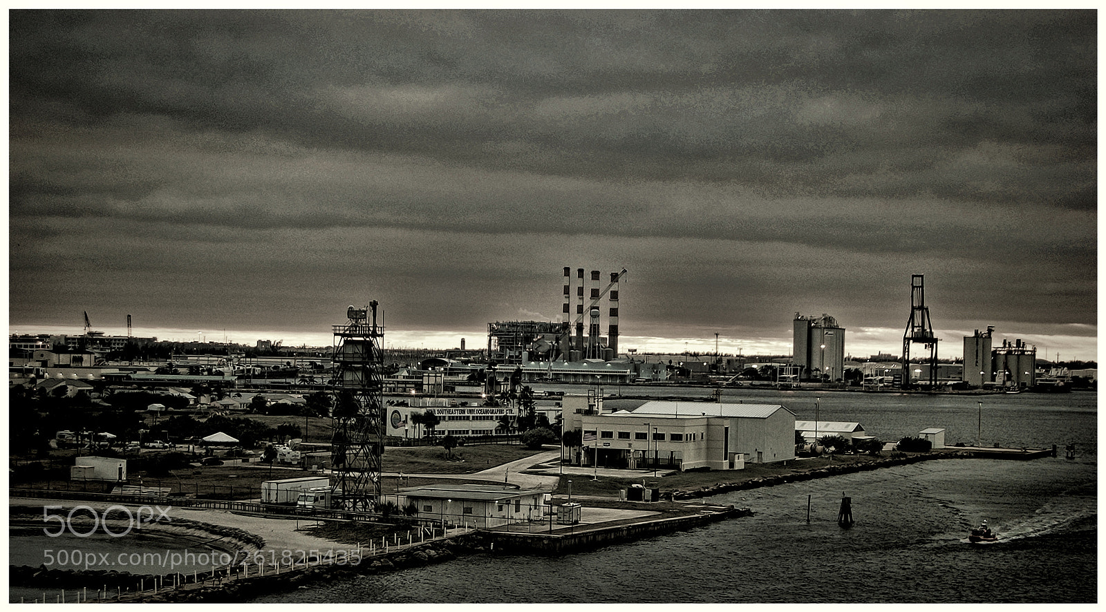 Nikon D40 sample photo. Hollywood harbor photography