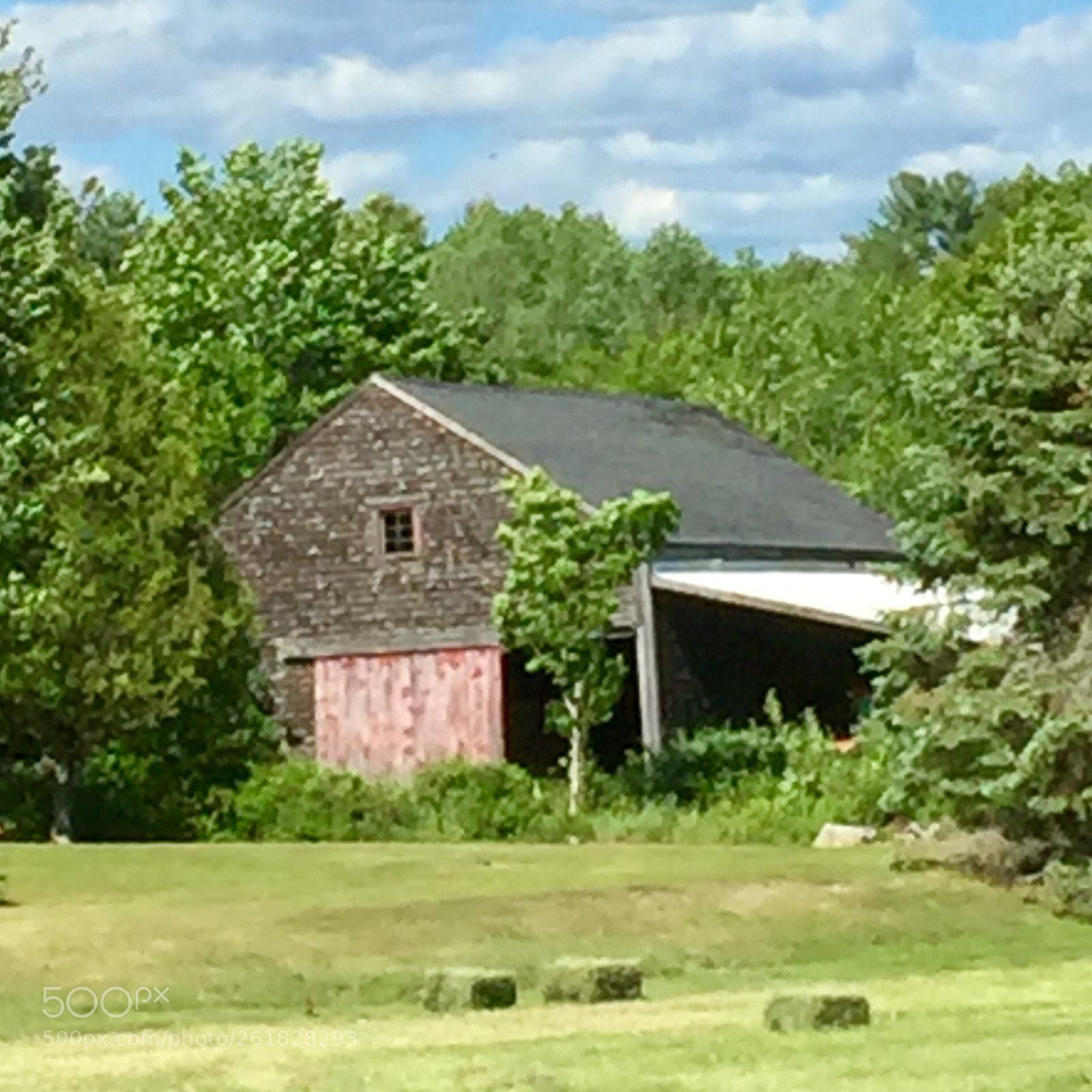 Apple iPhone 6 sample photo. Old run down barn photography