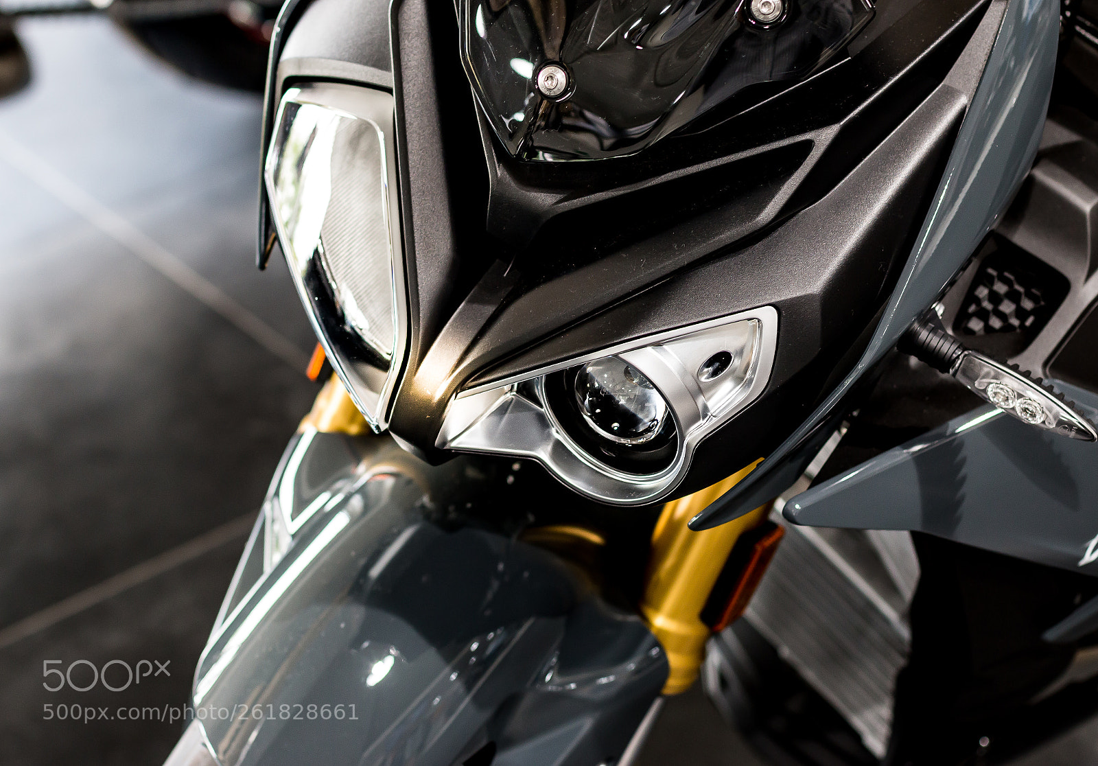 Canon EOS 70D sample photo. A modern sports bike photography