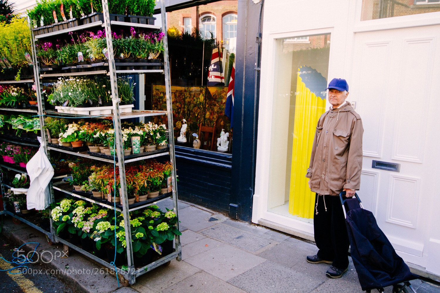 Canon EOS 7D sample photo. Flower market photography