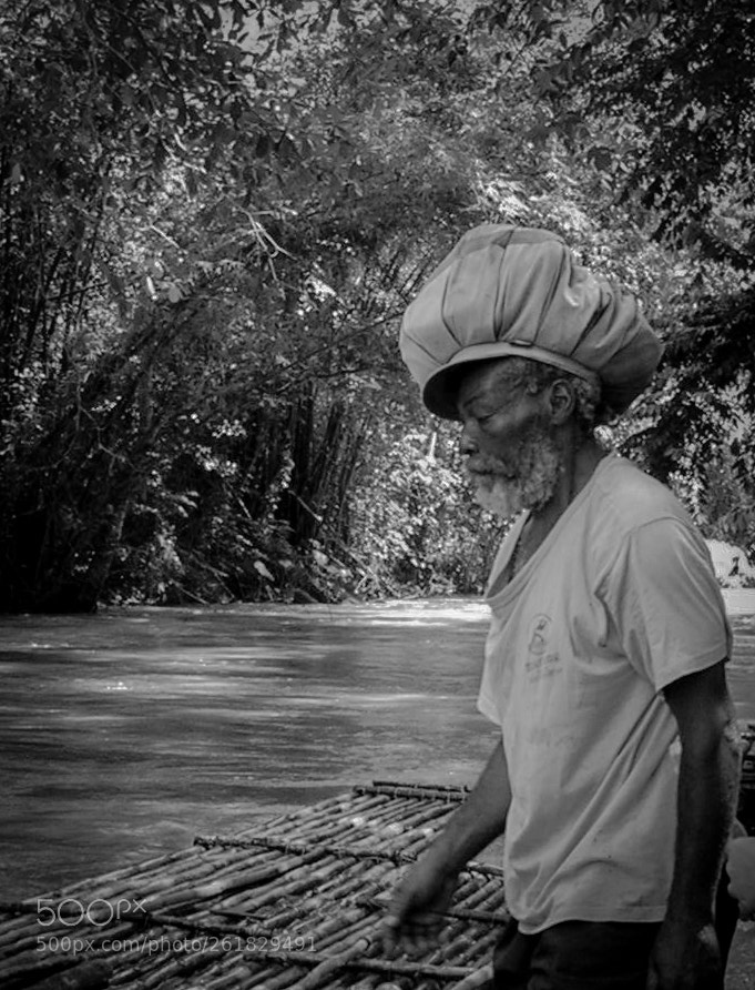 Nikon E3200 sample photo. Rastafari photography