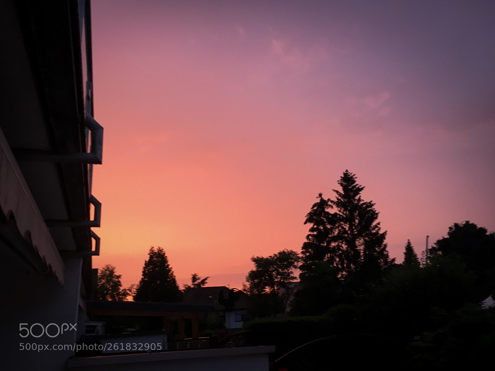 Apple iPhone 6s sample photo. Red sky at night photography