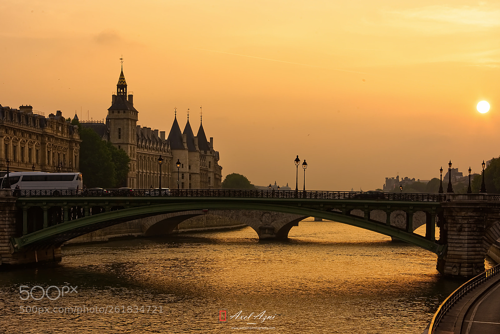 Nikon D7200 sample photo. La conciergerie photography