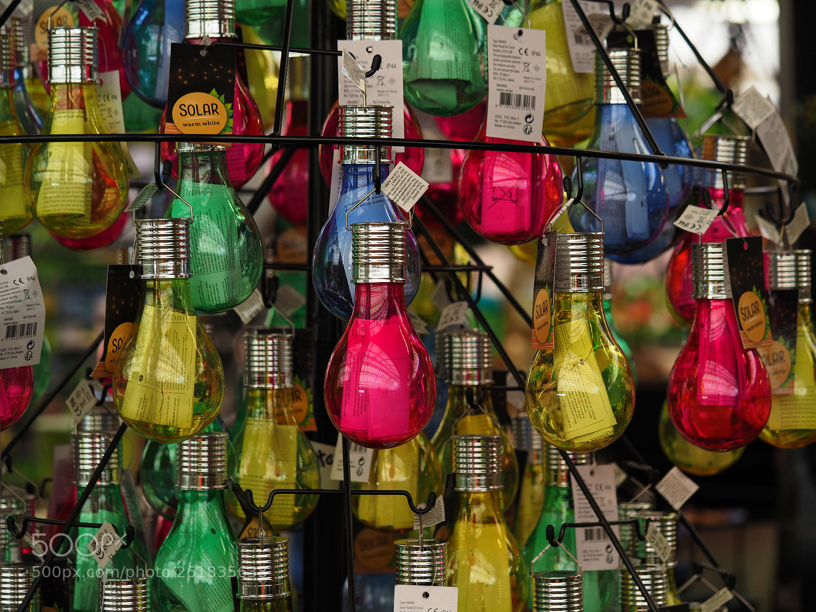 Olympus OM-D E-M1 Mark II sample photo. Solar light bulbs photography