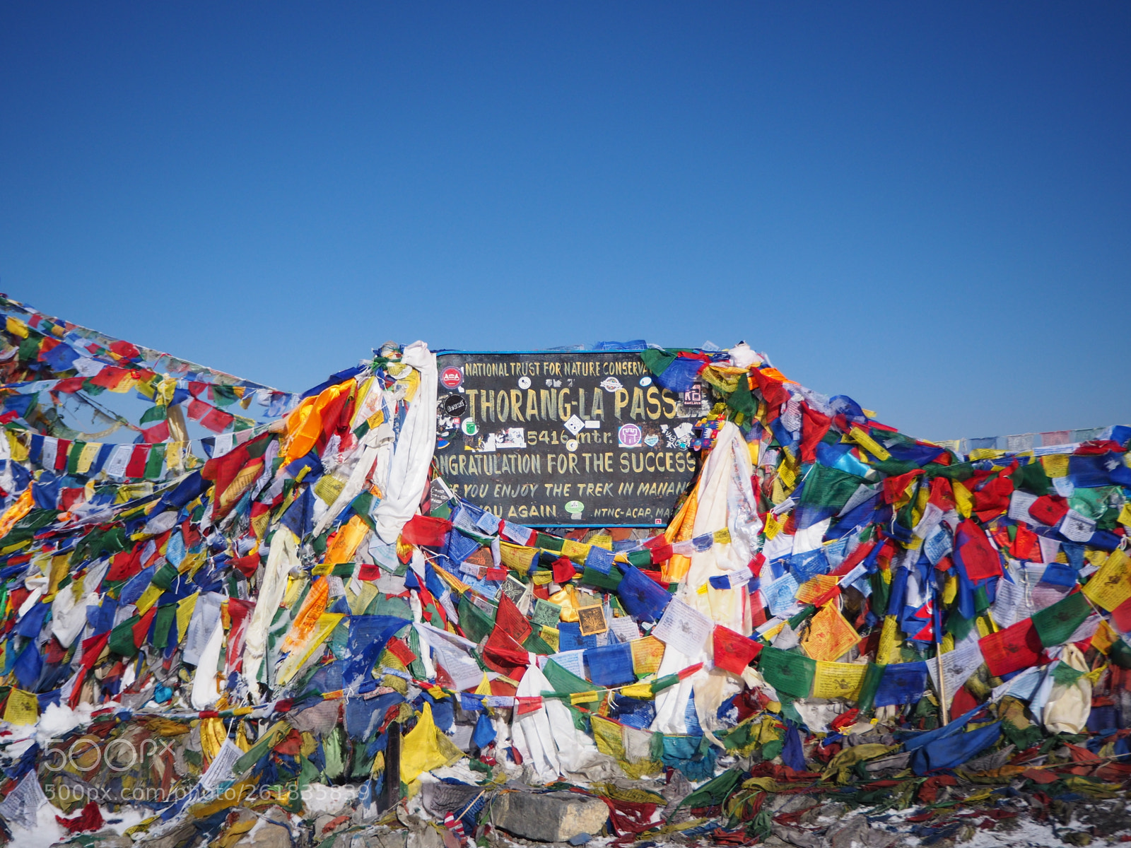 Olympus OM-D E-M10 II sample photo. Nepal - thorong la photography