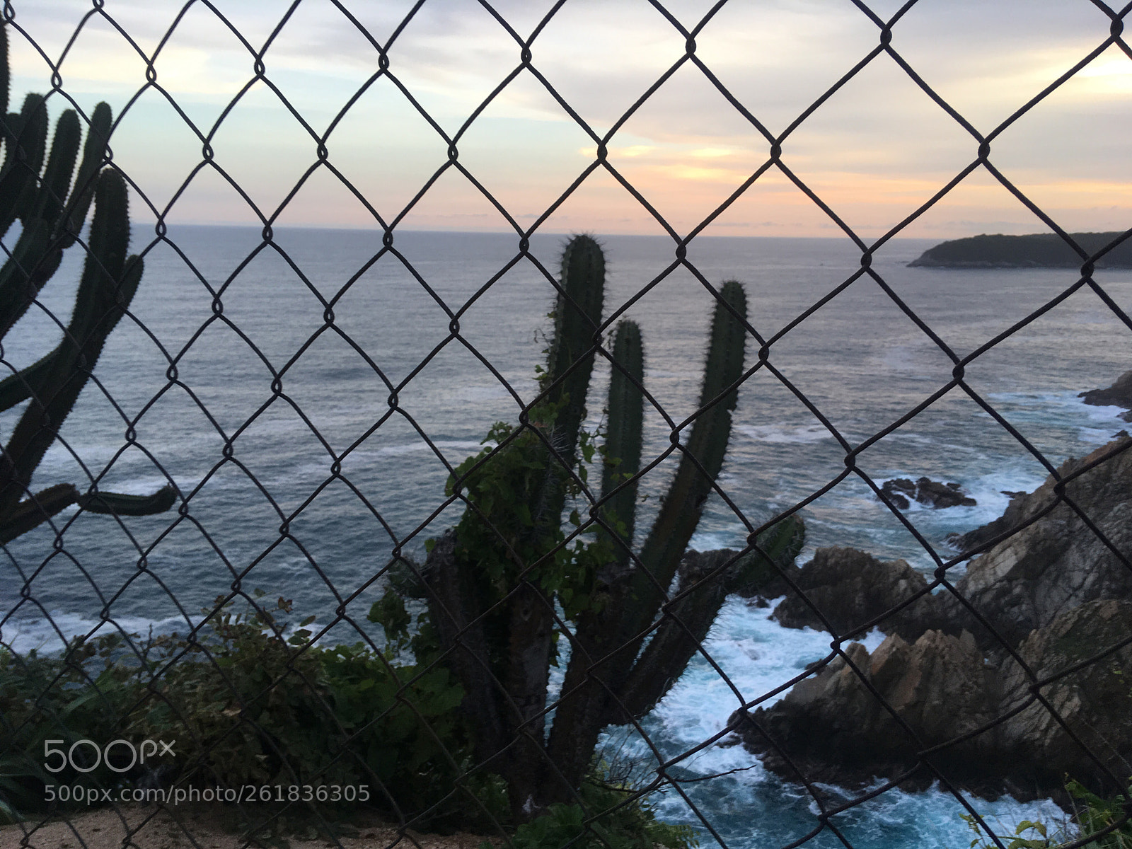 Apple iPhone SE sample photo. Huatulco photography