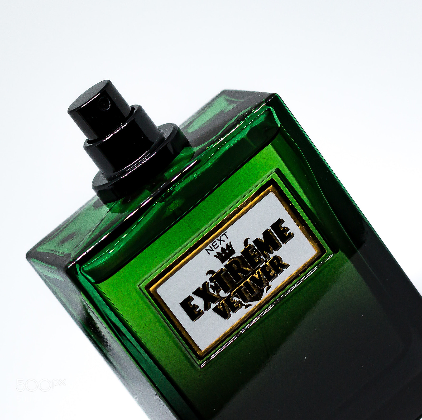 Canon EOS 70D sample photo. A bottle of designer photography