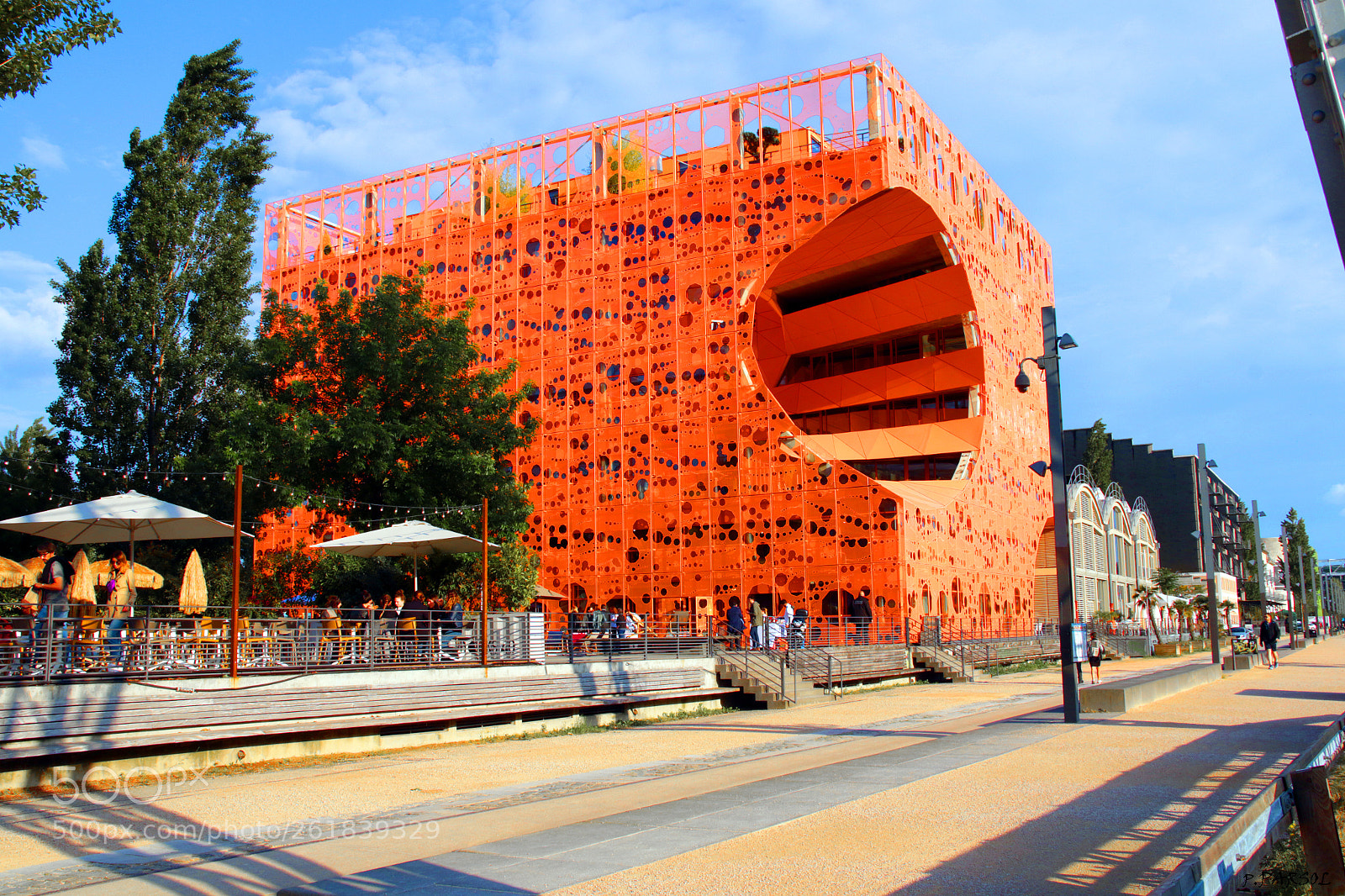 Canon EOS 7D Mark II sample photo. Lyon quai rambaud photography