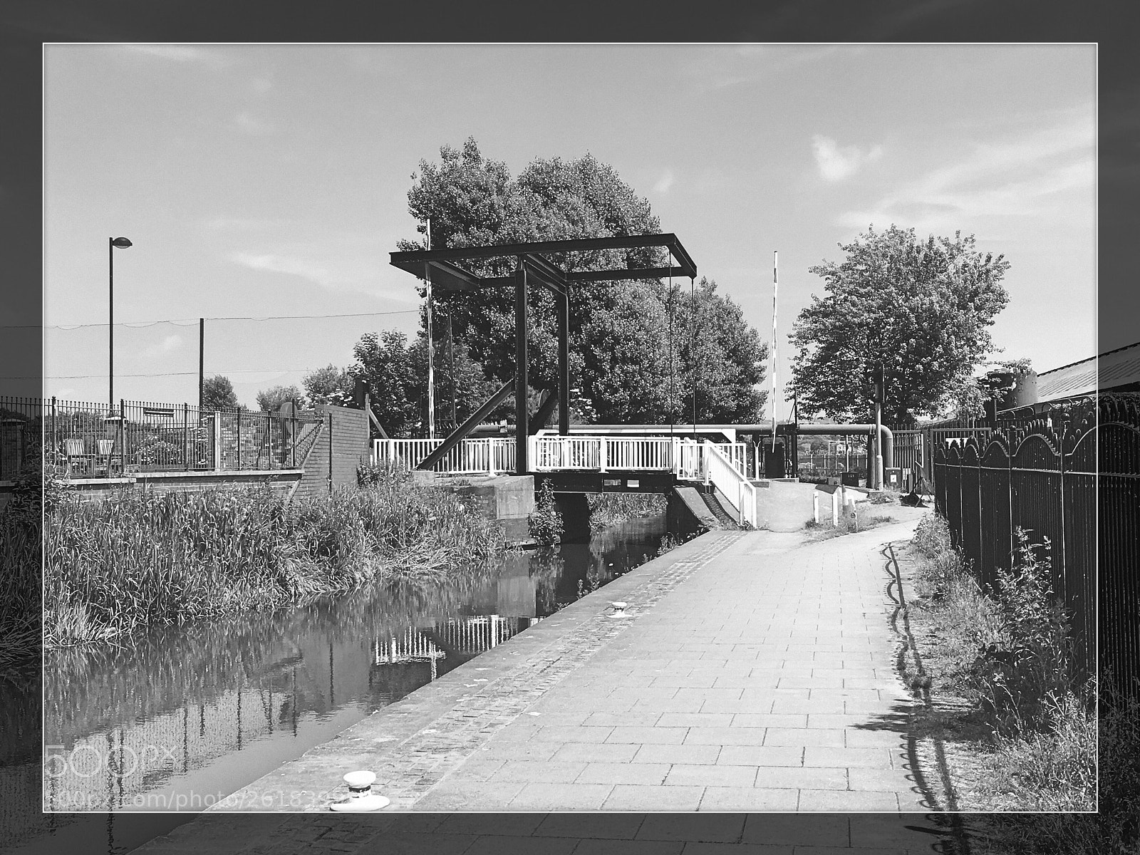 Apple iPhone 6s sample photo. Raising bridge photography