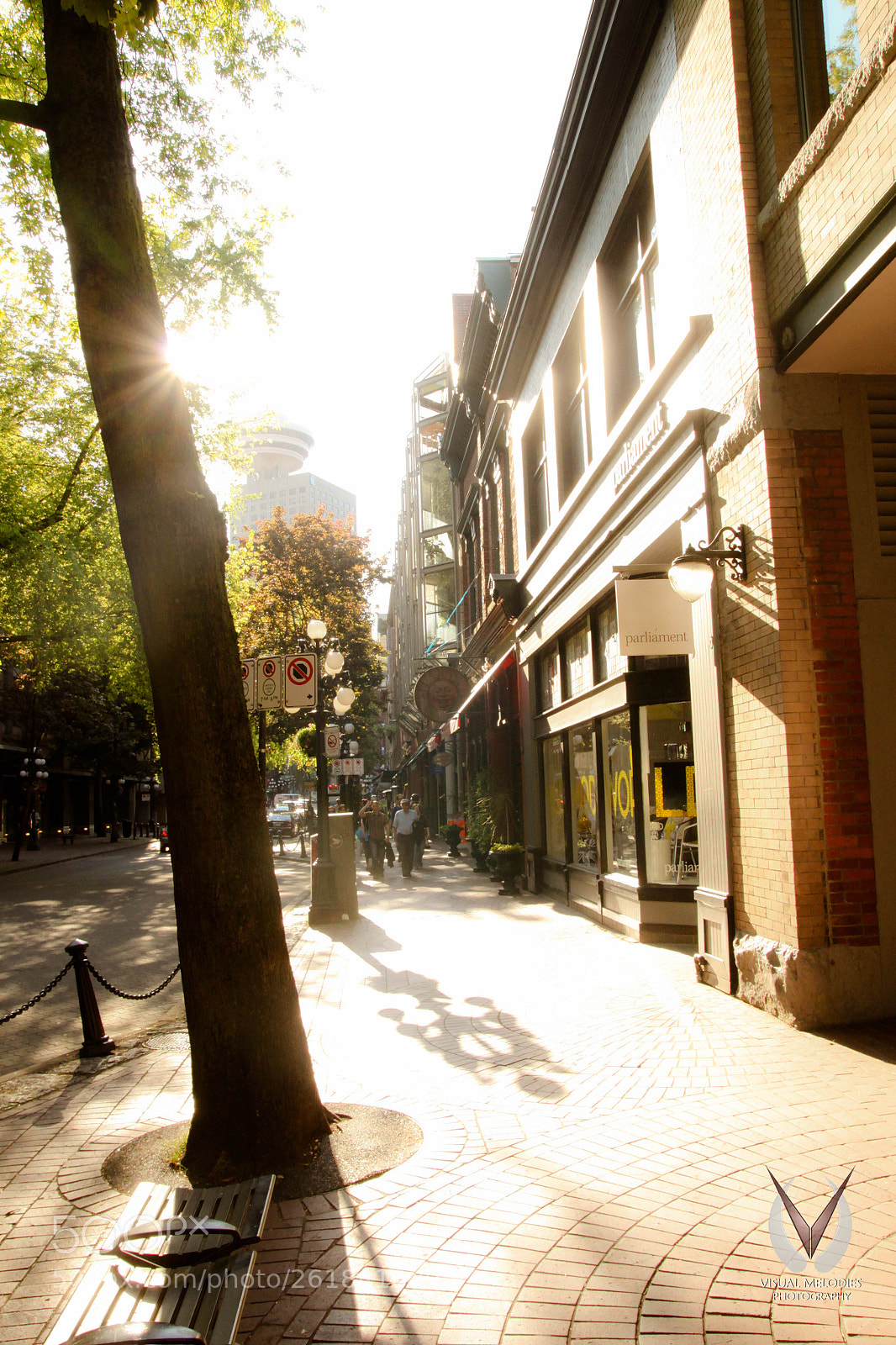 Canon EOS 500D (EOS Rebel T1i / EOS Kiss X3) sample photo. Gastown evening photography