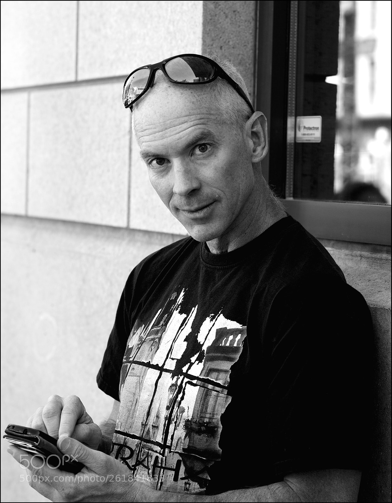Nikon D610 sample photo. Street portrait photography