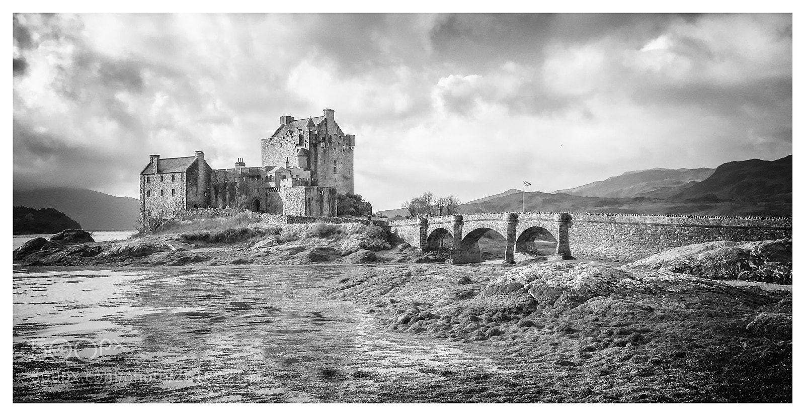 Apple iPhone 6 sample photo. Eilean donan castle photography