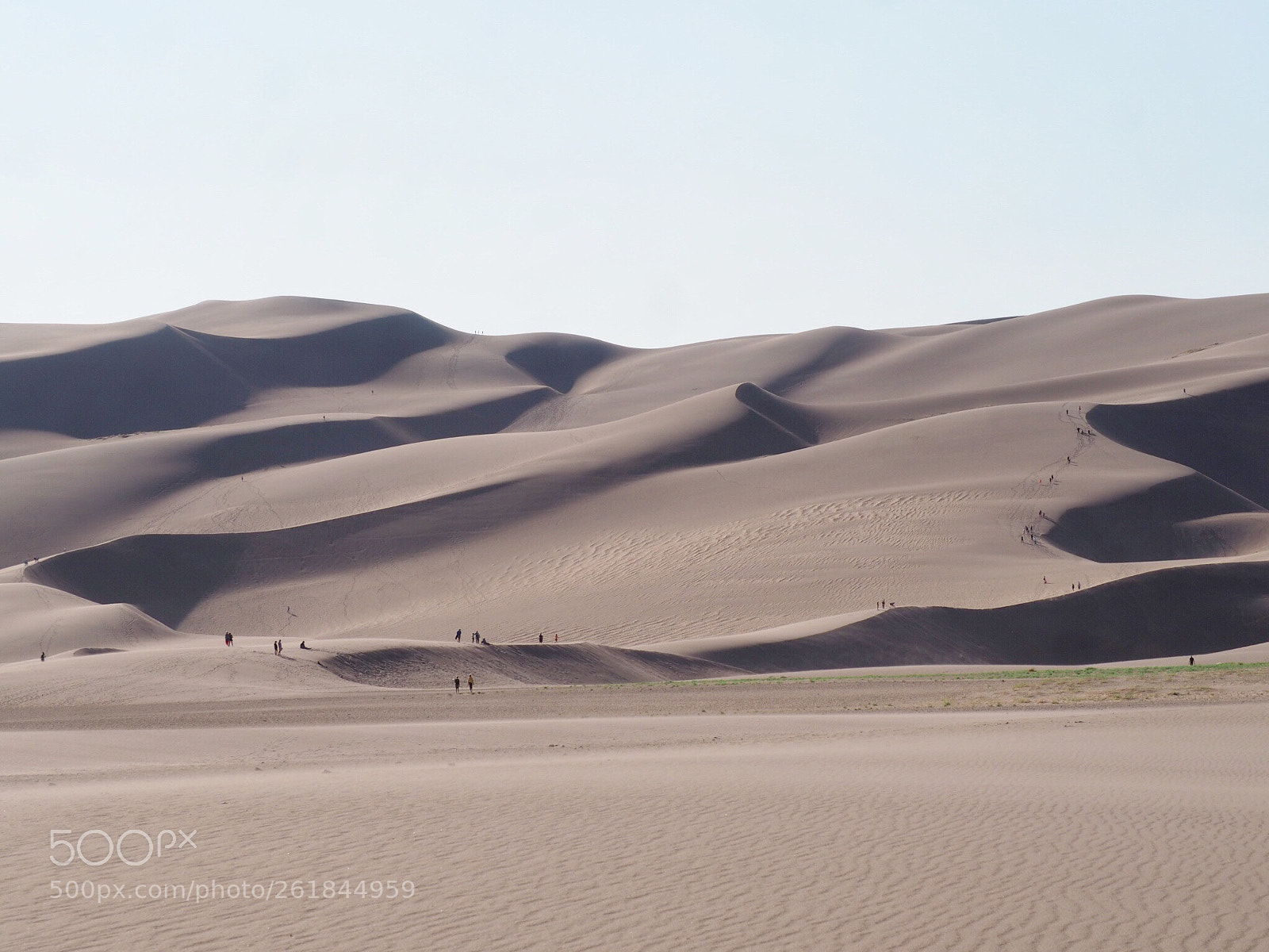 Olympus OM-D E-M10 sample photo. Hiking in sand photography