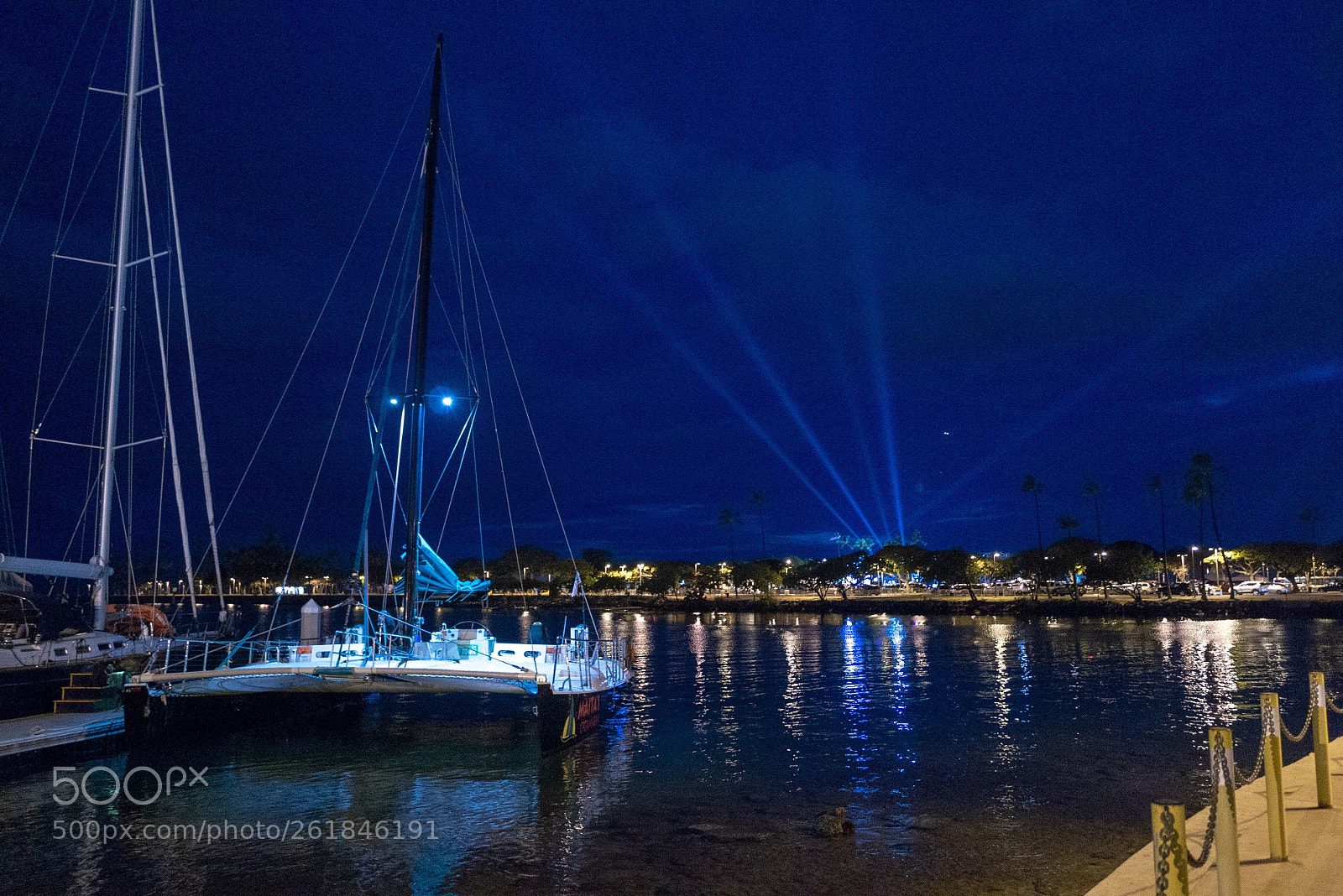 Panasonic Lumix DMC-GX7 sample photo. Ala moana blue of photography