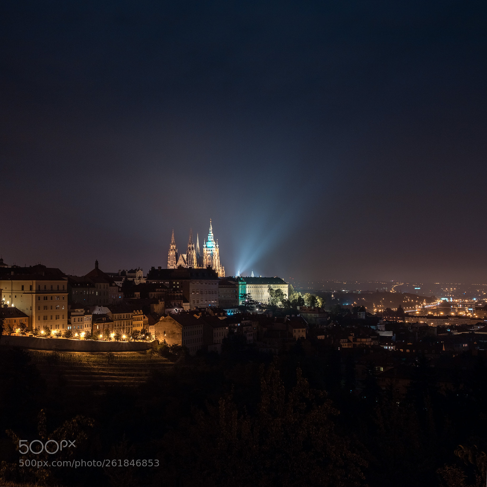 Canon EOS 6D Mark II sample photo. Castle by night #2 photography