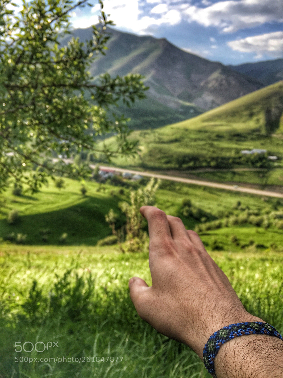 Apple iPhone 6 sample photo. Hand photography