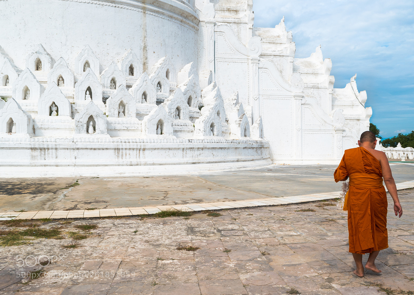 Nikon D5500 sample photo. Mya thein tan pagoda photography