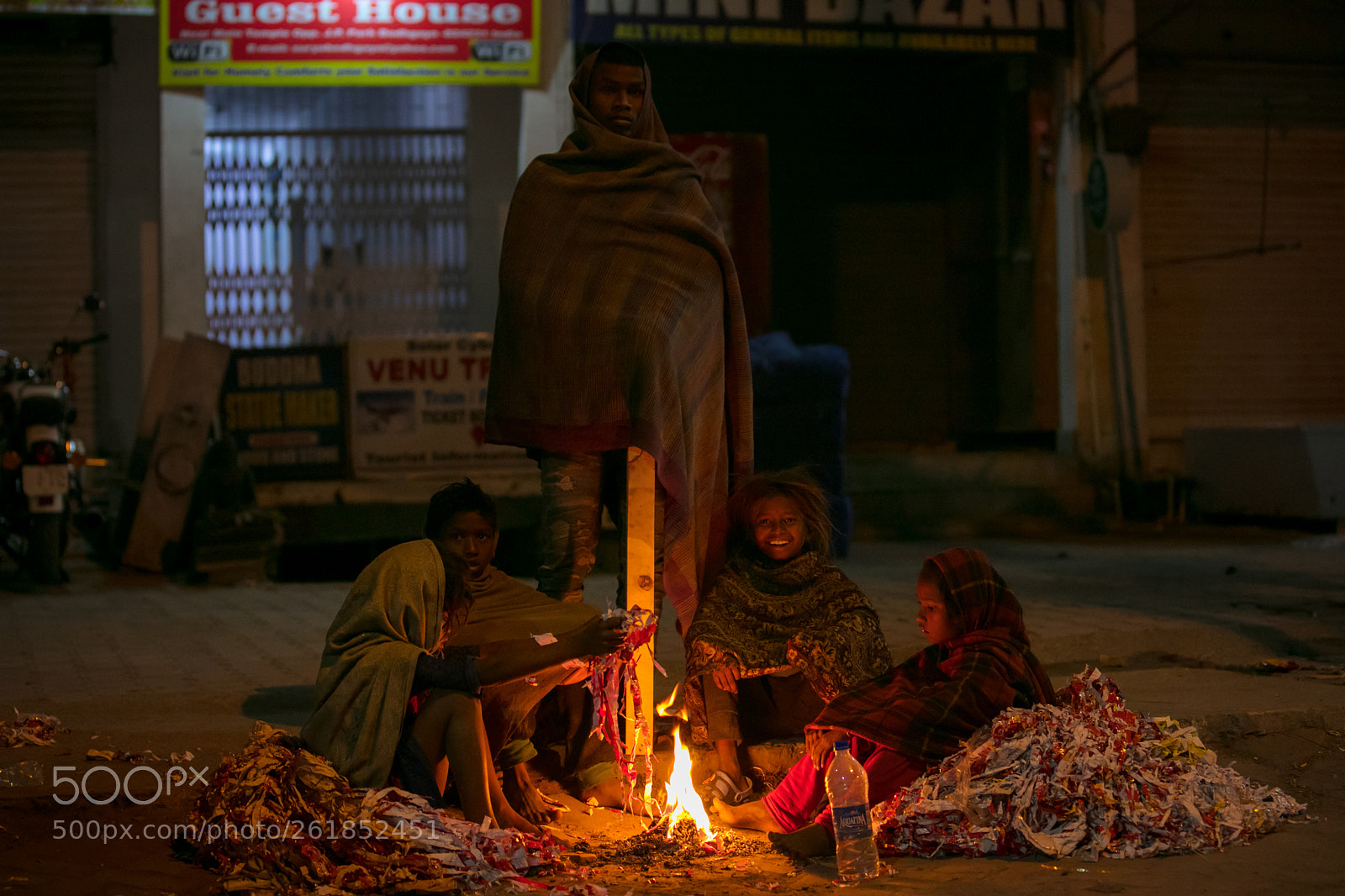 Canon EOS 5DS sample photo. Street kids photography