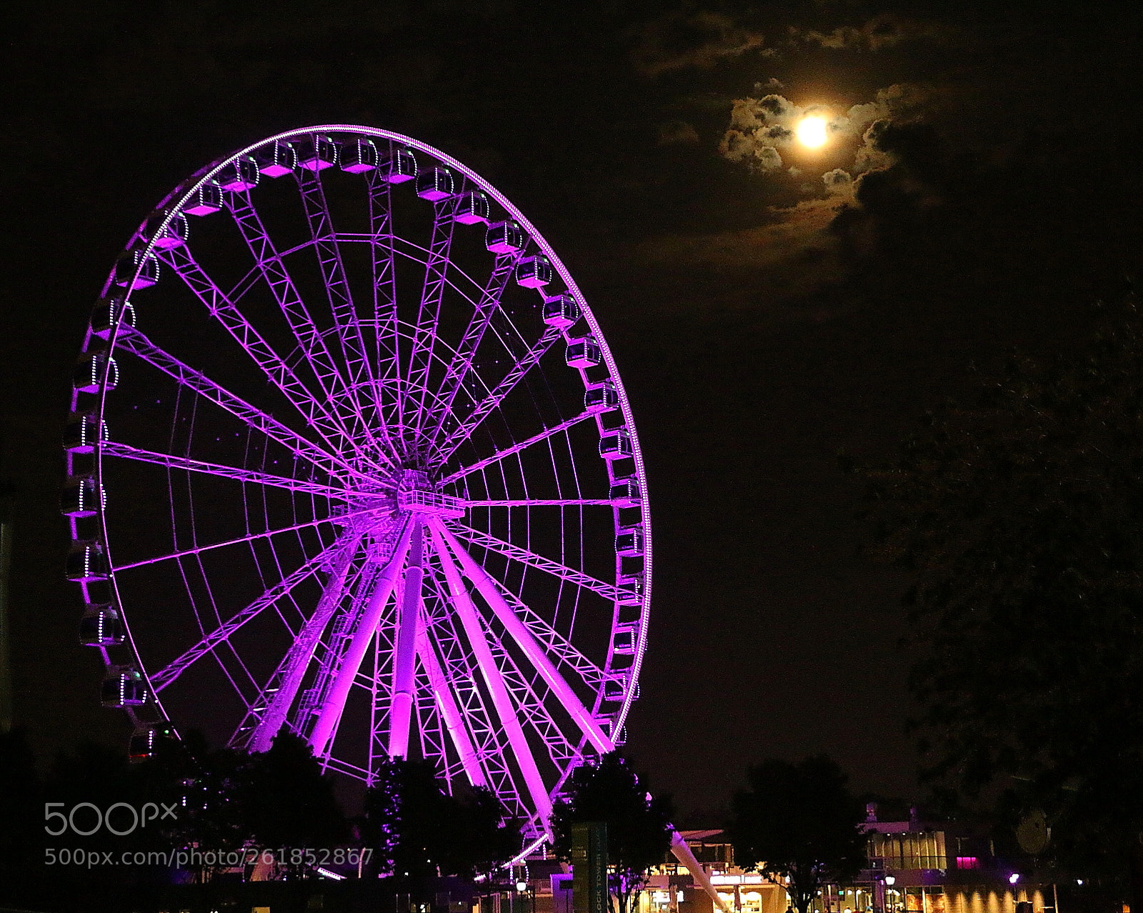 Canon EOS 70D sample photo. Spooky wheel photography