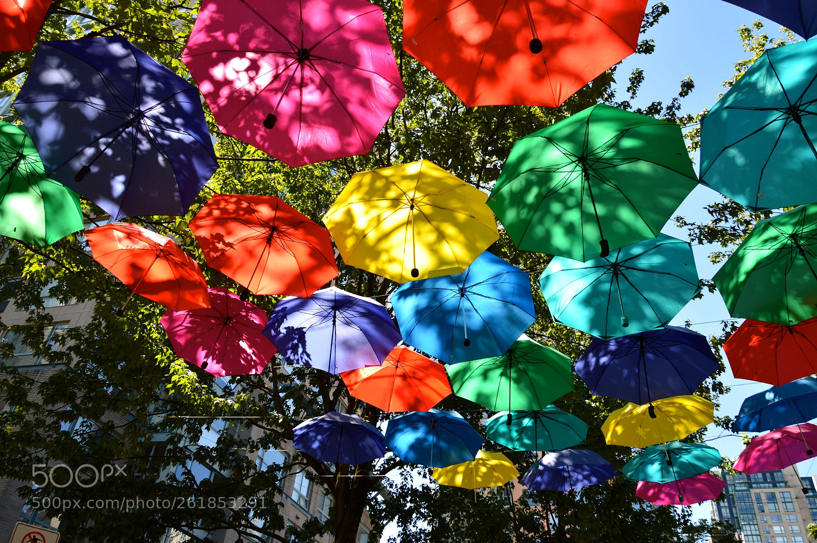 Nikon D3200 sample photo. Umbrellas yaletown photography