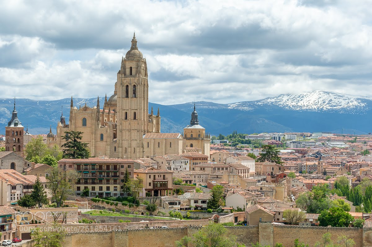 Nikon D3200 sample photo. Cathedral of segovia photography