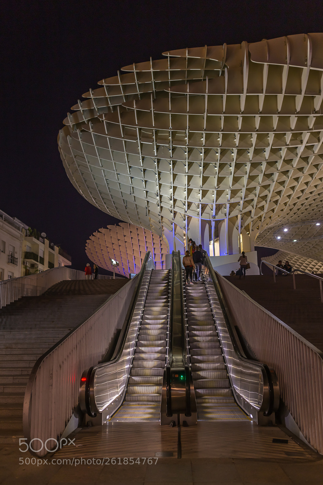 Canon EOS 6D sample photo. Sevilla escalator to the photography