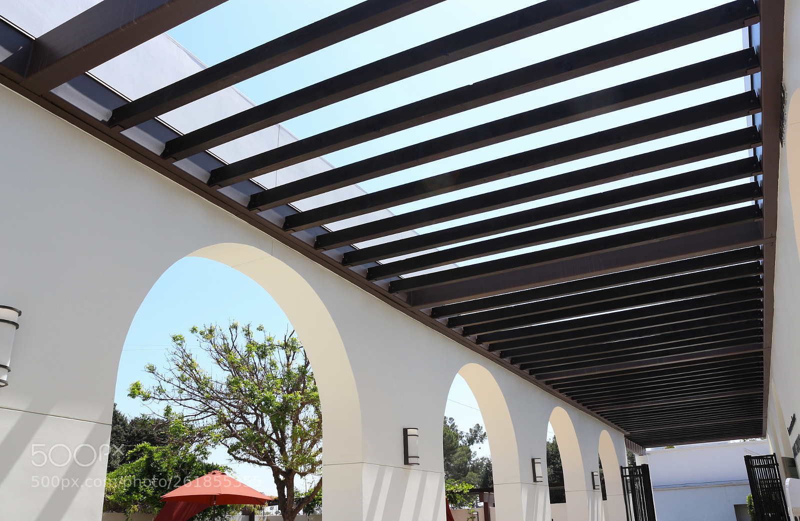 Canon EOS 650D (EOS Rebel T4i / EOS Kiss X6i) sample photo. San marino library ceiling photography