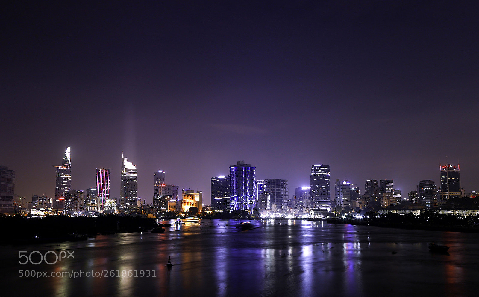 Canon EOS 6D sample photo. Lost in sg photography