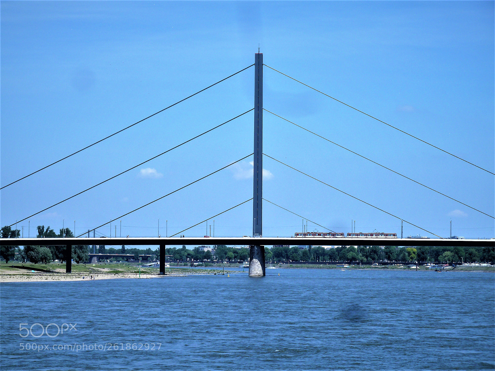 Panasonic Lumix DMC-ZS5 (Lumix DMC-TZ8) sample photo. Brücke photography