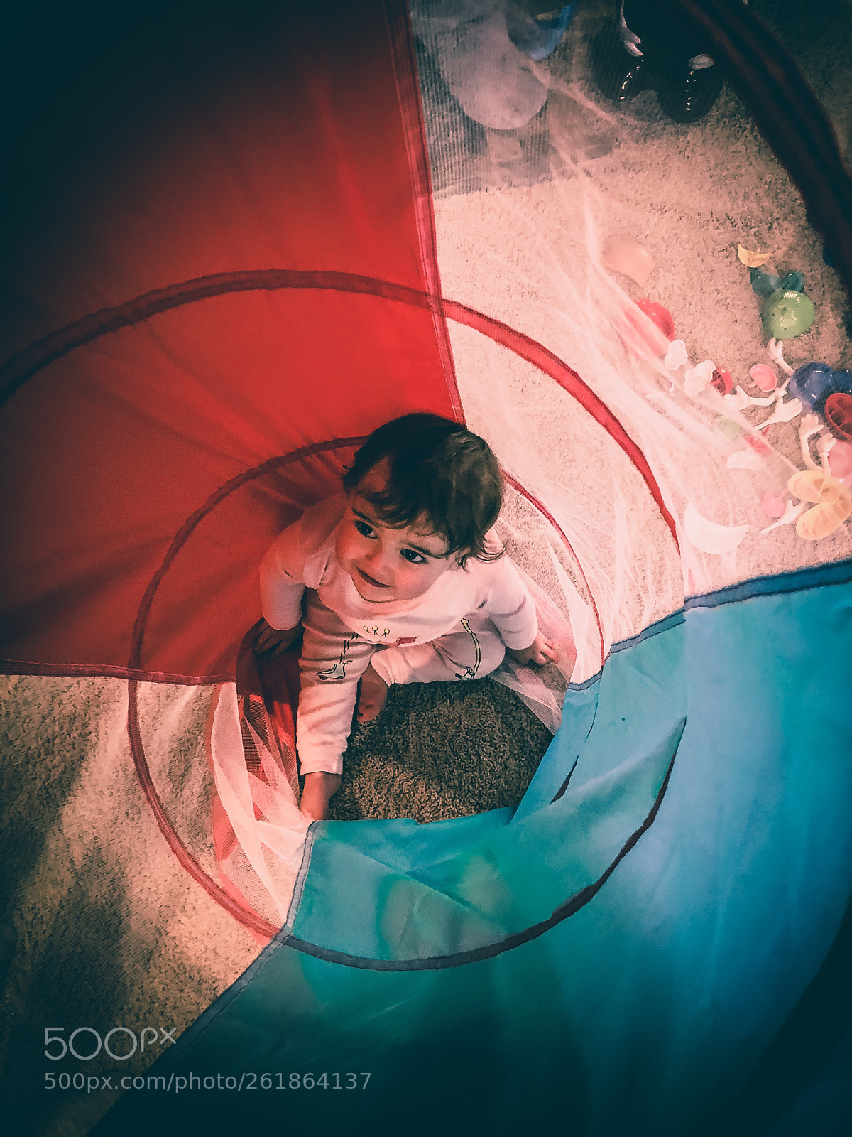 Apple iPhone X sample photo. Children add color to photography