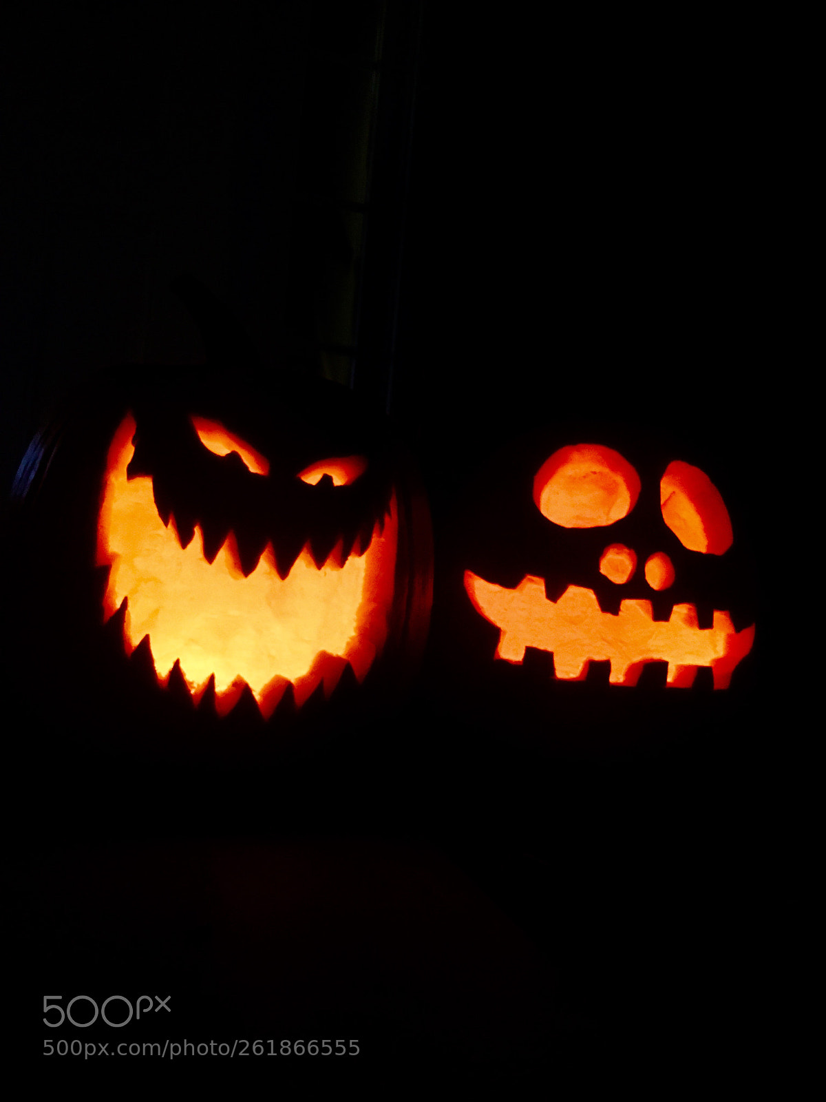Apple iPhone 6s sample photo. Night of the pumpkin photography