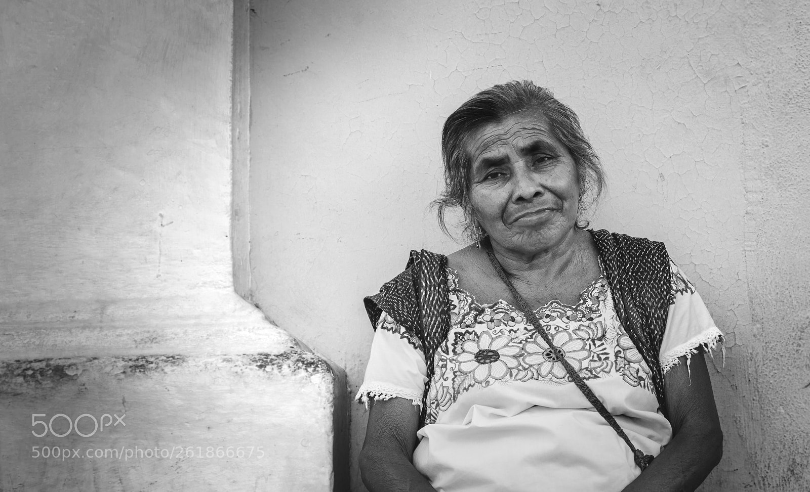 Nikon D3200 sample photo. Mayan vendor photography