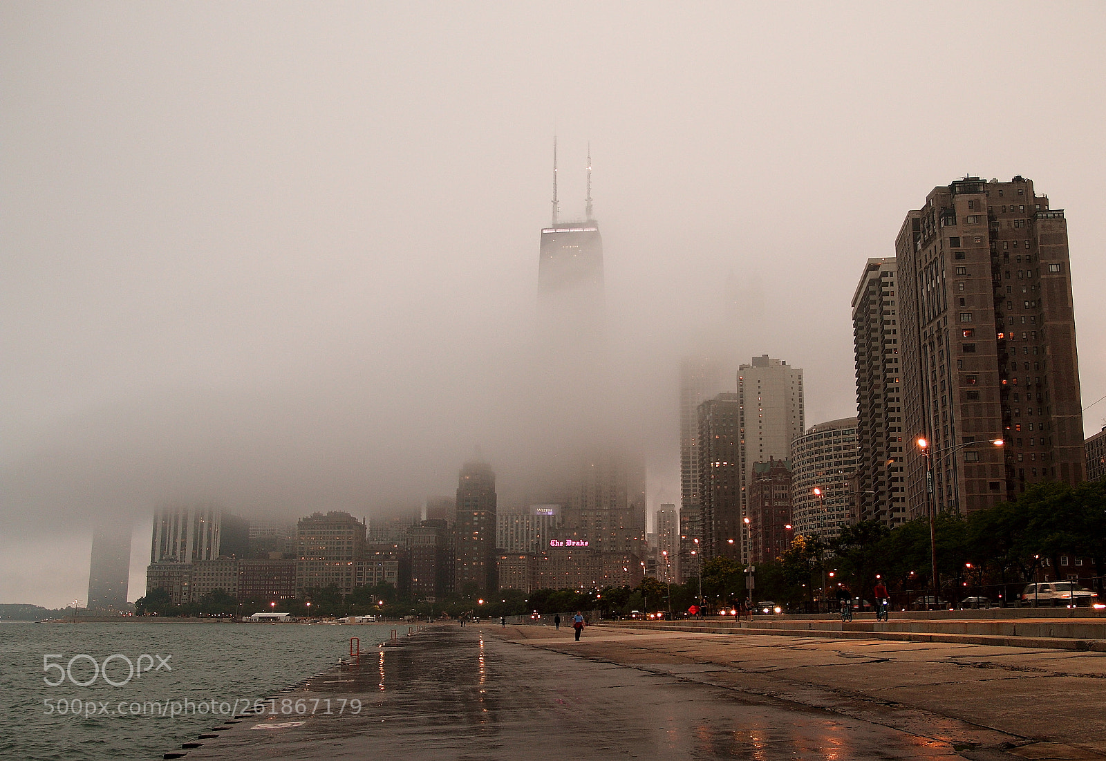 Canon EOS 70D sample photo. City fog oak street photography