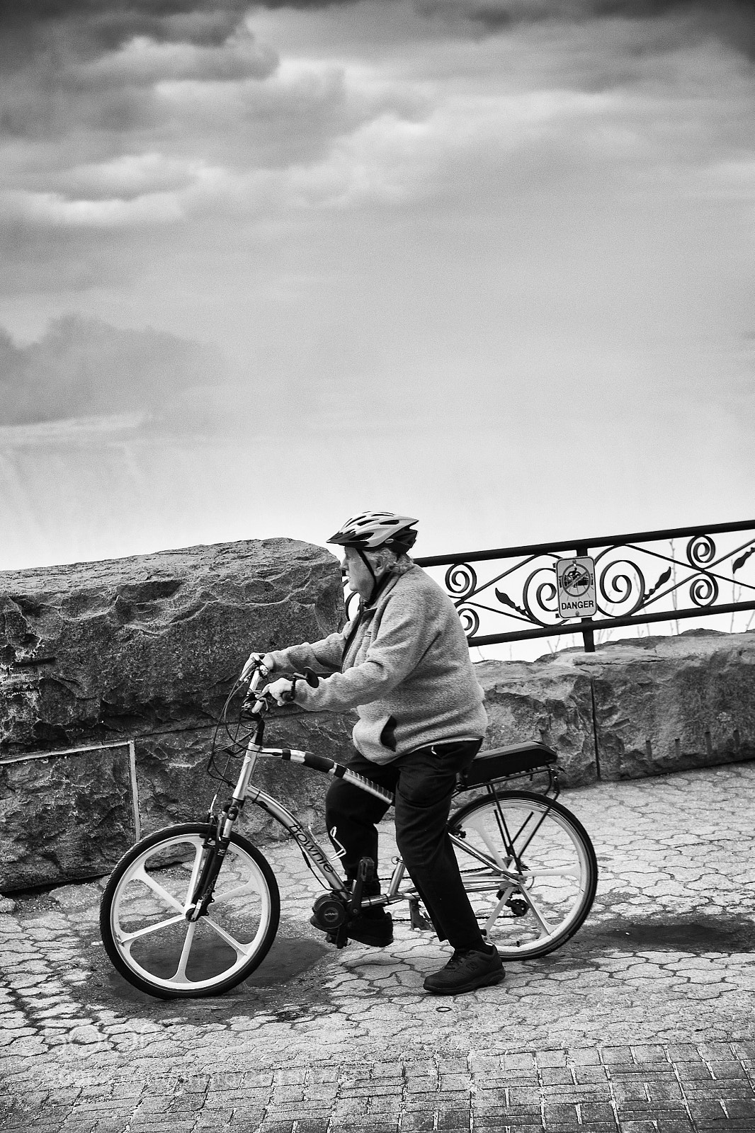 Nikon Df sample photo. Falls biker photography