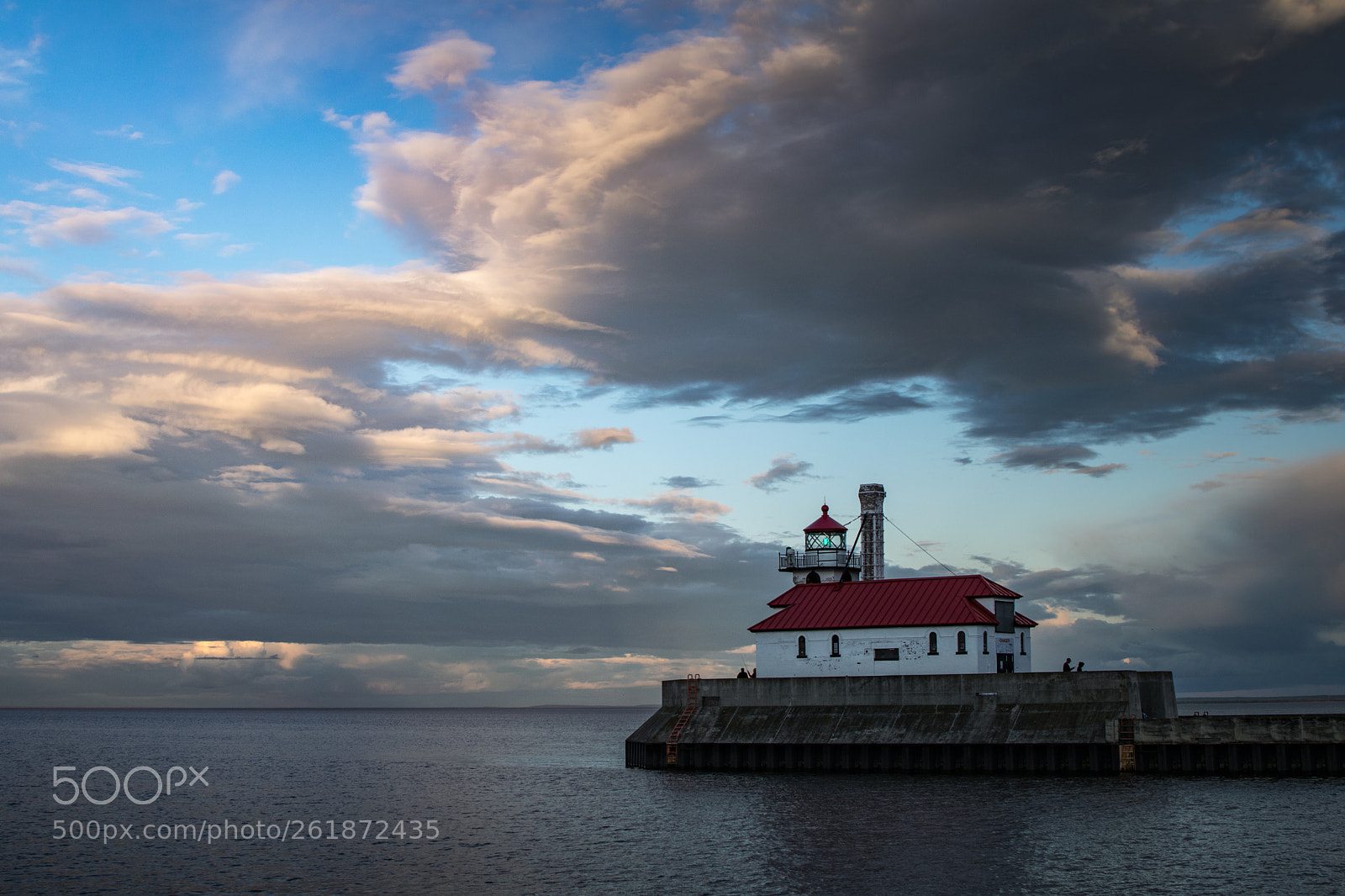 Nikon D3300 sample photo. Duluth south breakwater light photography