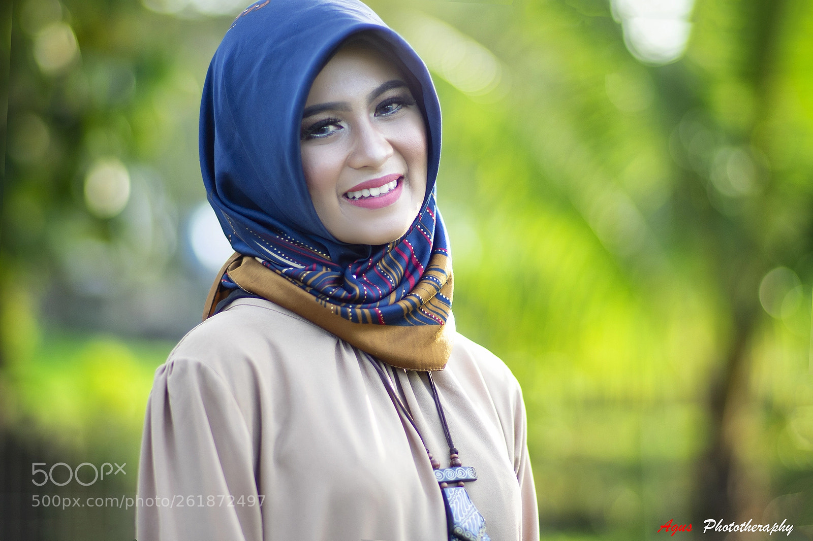 Sony a7 II sample photo. Hijabers series photography