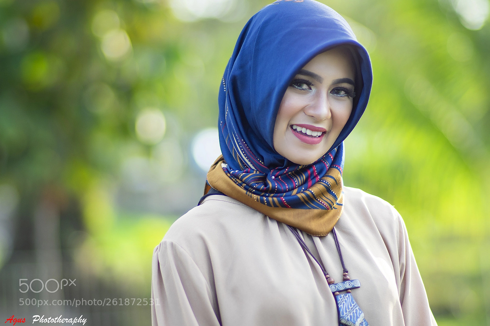 Sony a7 II sample photo. Hijabers series photography