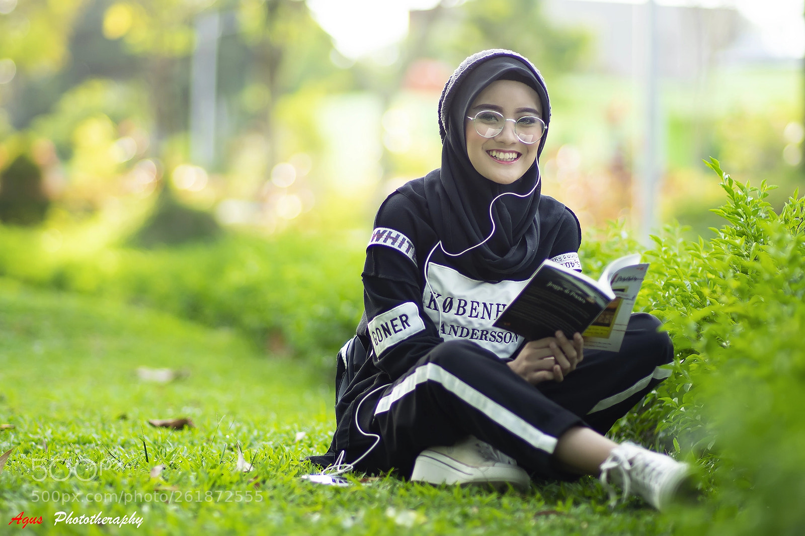 Sony a7 II sample photo. Hijabers series photography