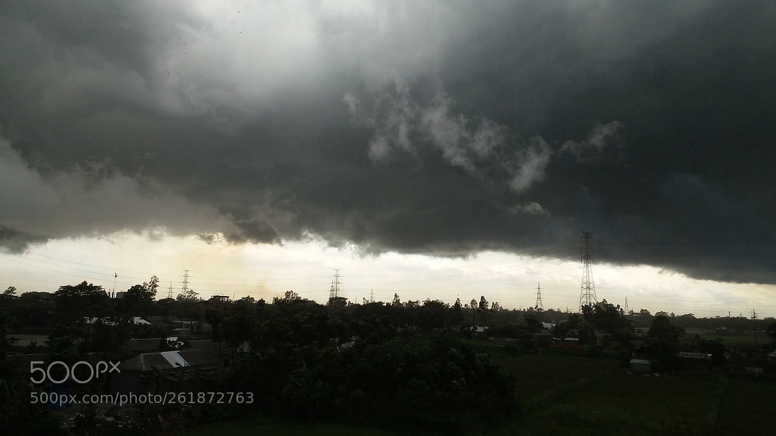 Samsung Galaxy E7 sample photo. Darksky clouds photography