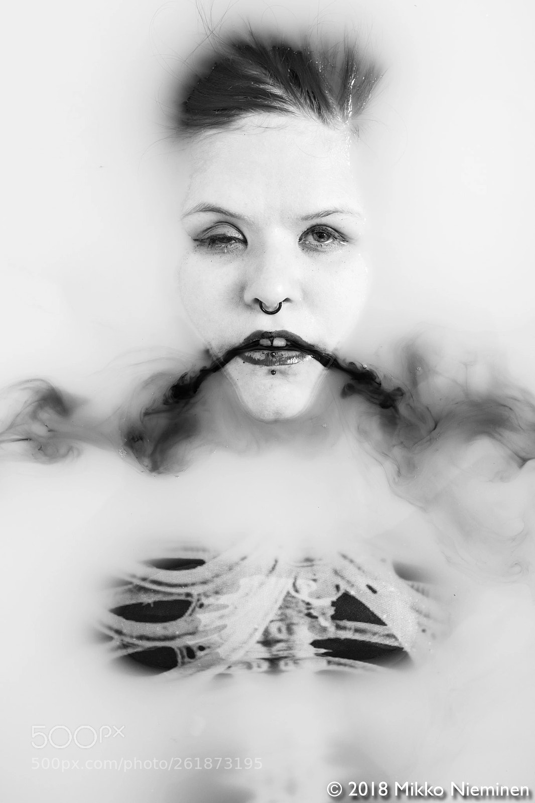 Canon EOS 5D Mark IV sample photo. Smoke photography