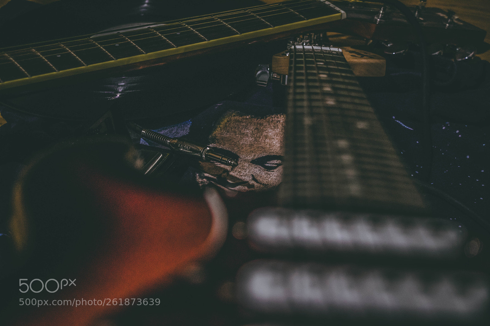 Canon EOS 80D sample photo. Electronic guitar photography