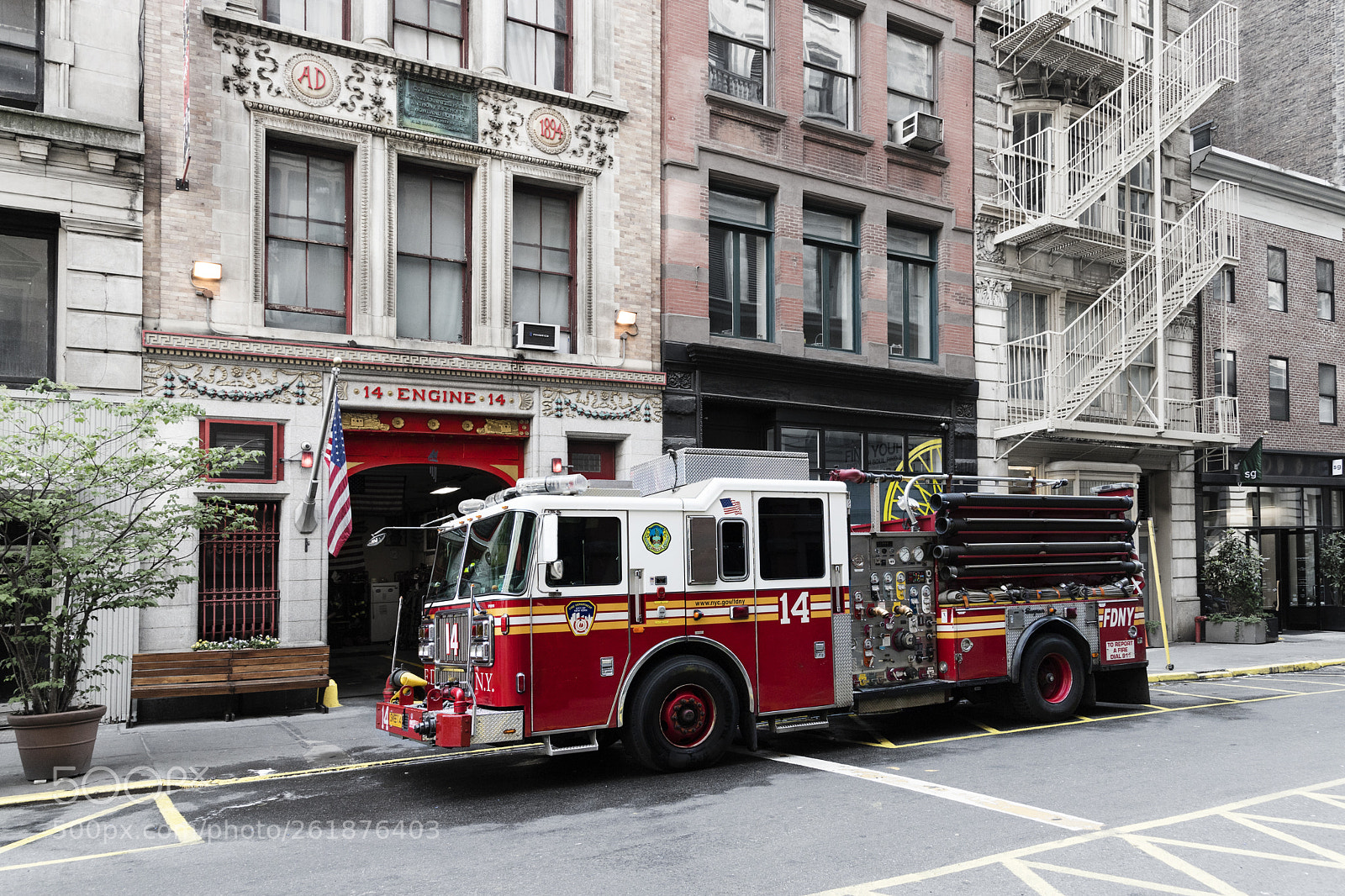 Canon EOS 6D Mark II sample photo. New york - fire photography