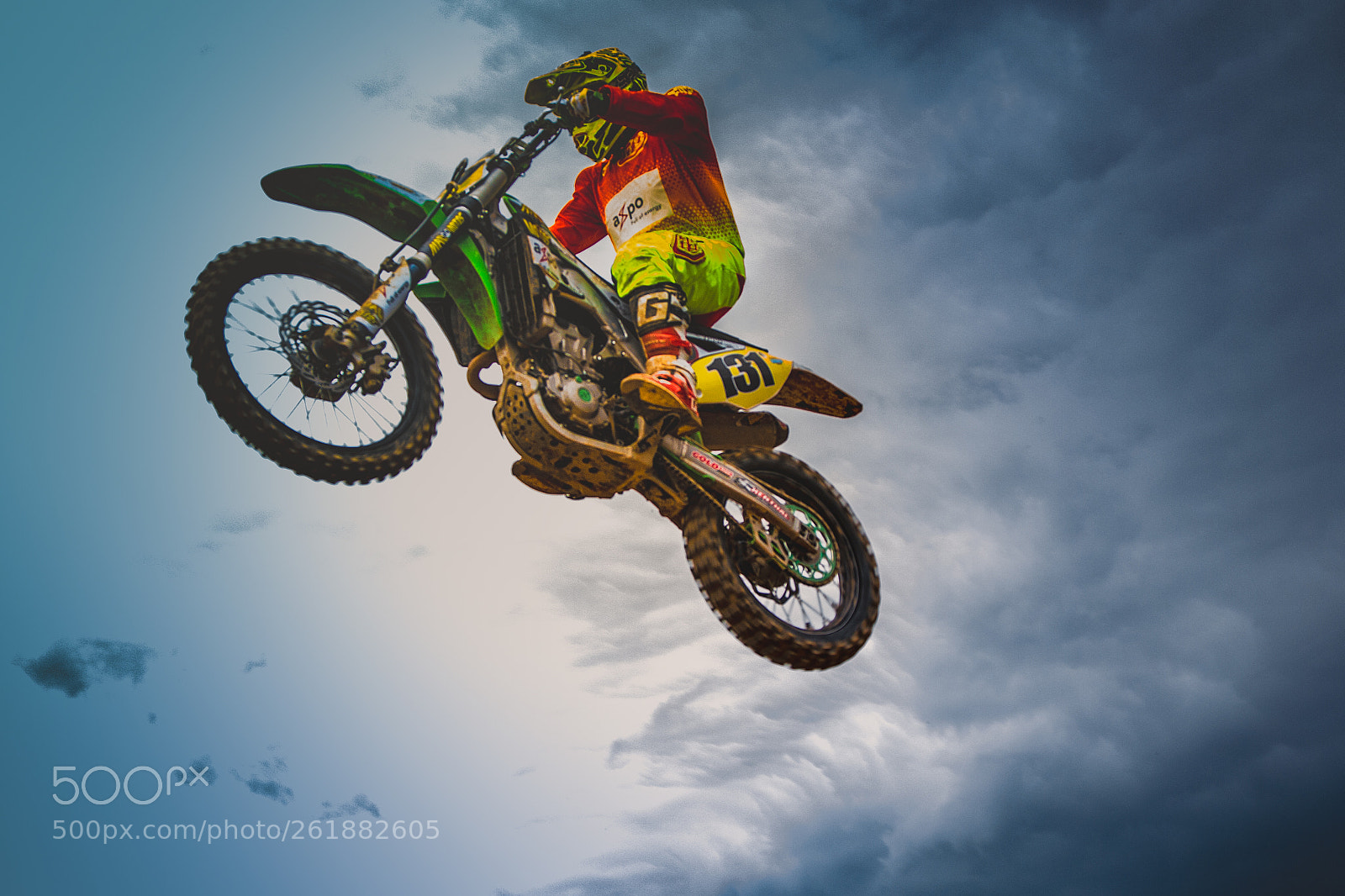 Canon EOS 70D sample photo. Entre nubes photography