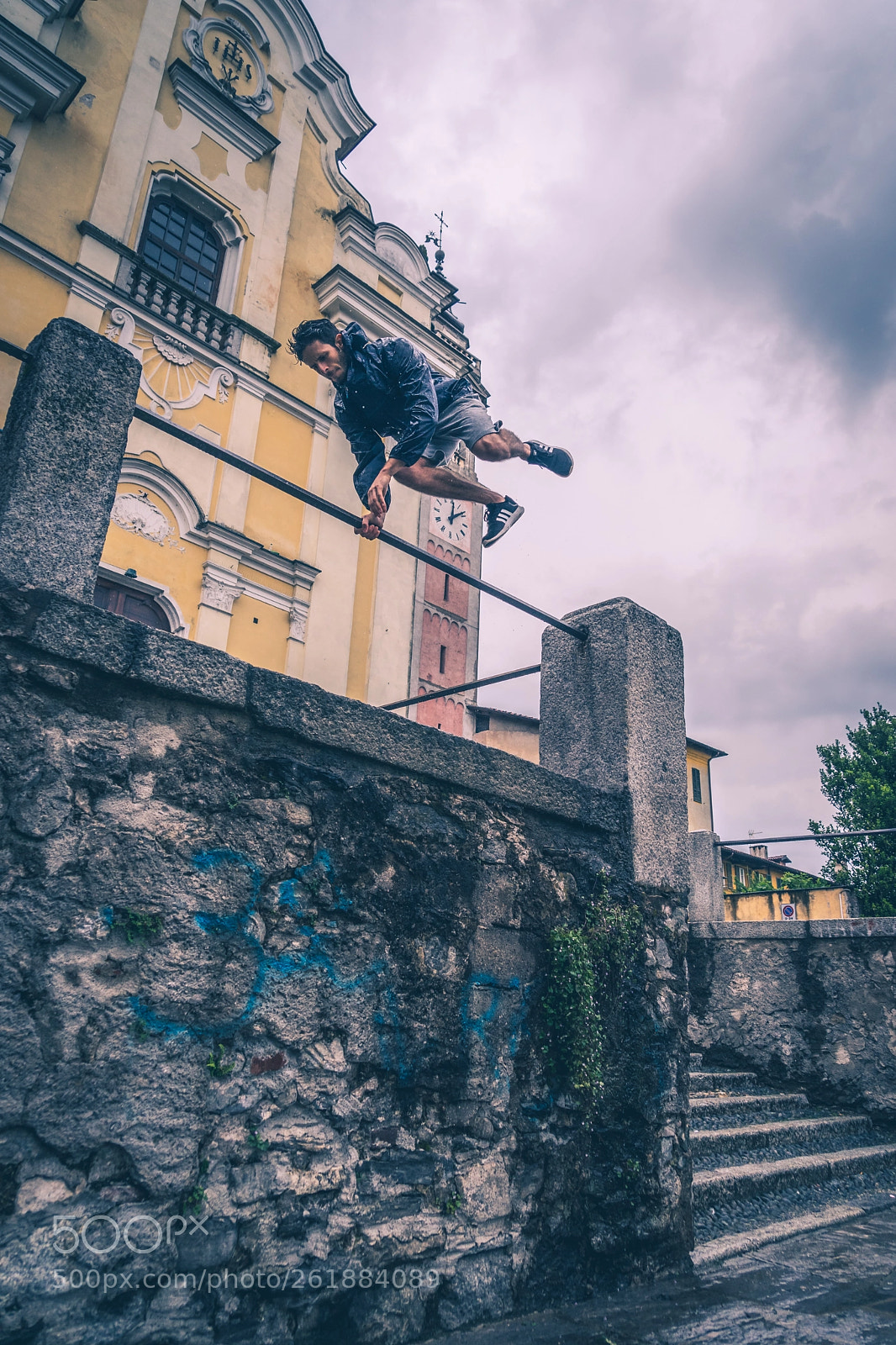Sony a7 II sample photo. Turn vault photography