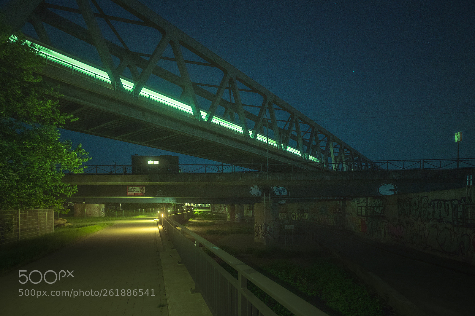 Fujifilm X-T1 sample photo. Hamburg at night photography