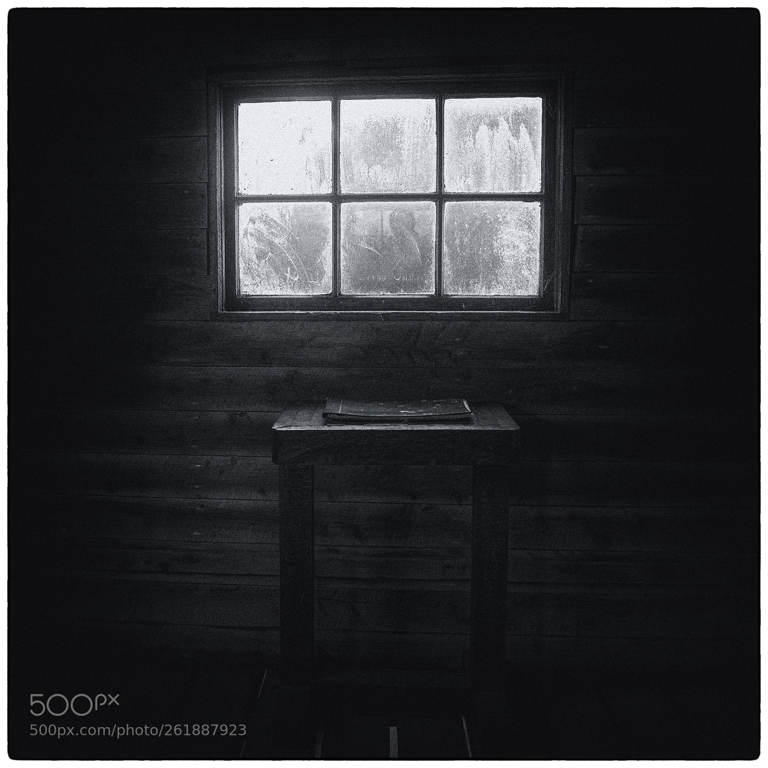 Canon EOS 5D Mark IV sample photo. Misty window photography