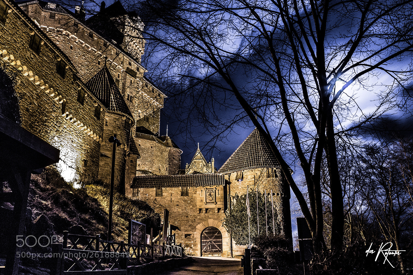 Canon EOS 1200D (EOS Rebel T5 / EOS Kiss X70 / EOS Hi) sample photo. Drawing castle photography